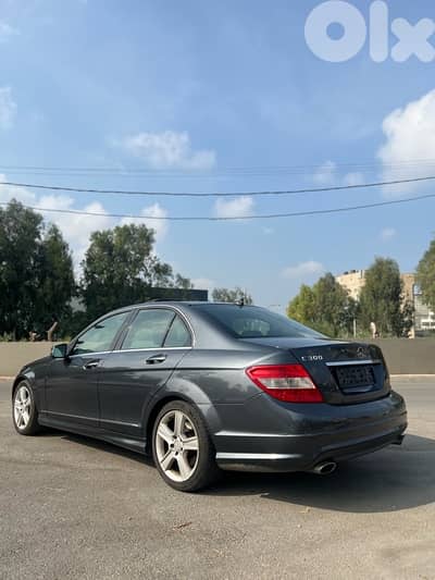 Mercedes-Benz C-Class 2010