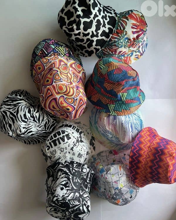 طاقية شتوية للبيع كل الكمية ٤٠٠ قطعة ، صناعة تركية 5