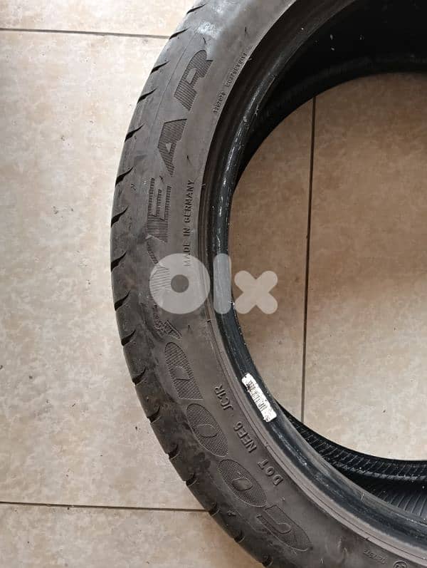 4 tires good year run flat 235/45/19 1