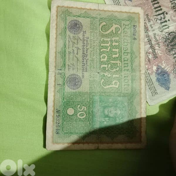 banknotes 3