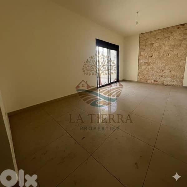 Apartment for Sale in Sarba, whatsap Call please 0