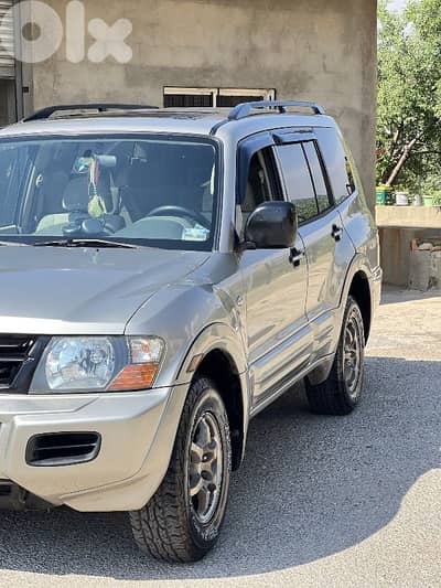 Mitsubishi Pajero 2001