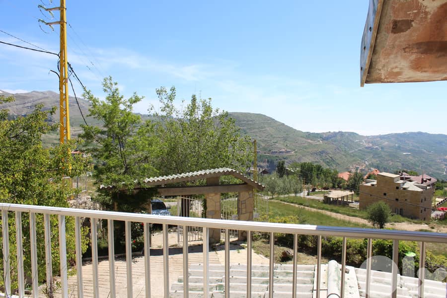 RWK108GZ -  old villa in a beautiful place in Faraya Chabrouh For Sale 0