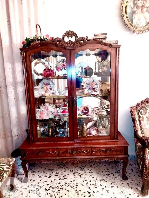 صالون ملكي حفر سباع 1