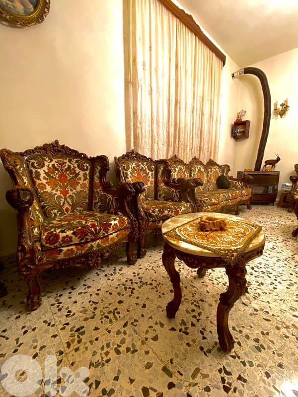 صالون ملكي حفر سباع 3