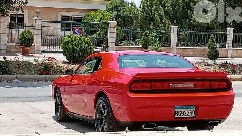 Dodge Challenger 2010 0