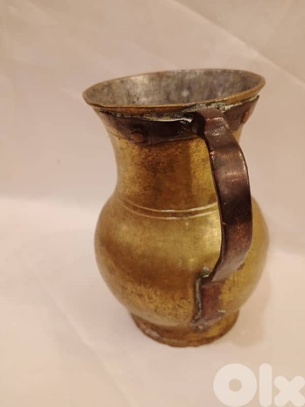 إبريق قديم نحاس أصفر 1