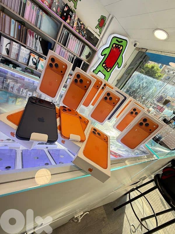 Brand new iPhone 17promax 256GB 4