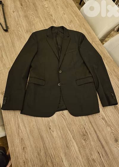 HUGO BOSS suit