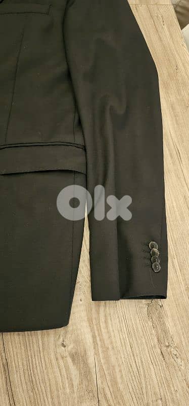 HUGO BOSS suit 4