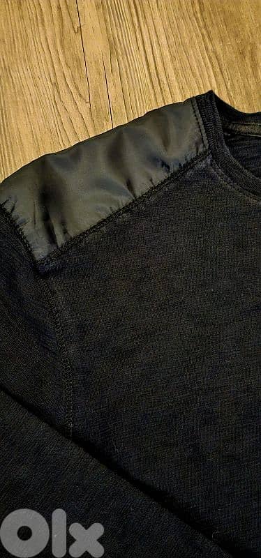 CALVIN KLEIN  sweater 1