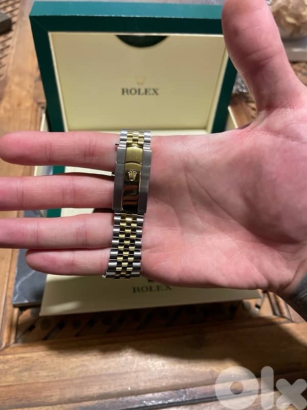 Rolex DATEJUST swiss clone 1.1 3