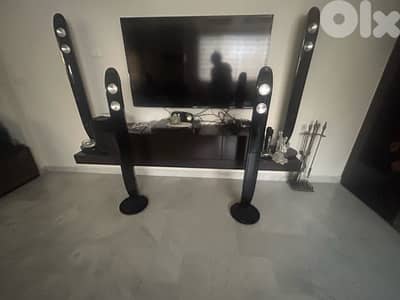 Tv unit