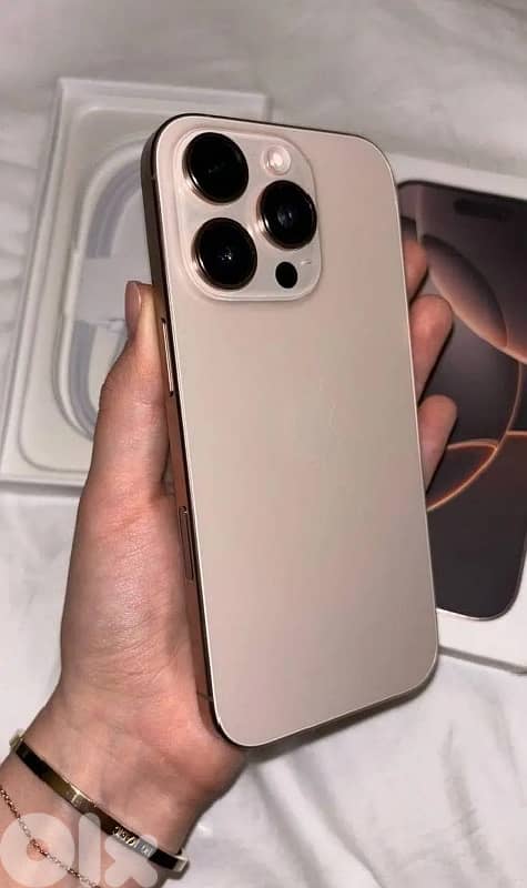 iphone 16 pro desert titanium BH100% 0