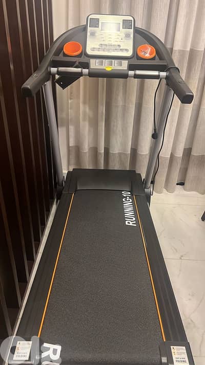 Foldable treadmill 2.0 hp