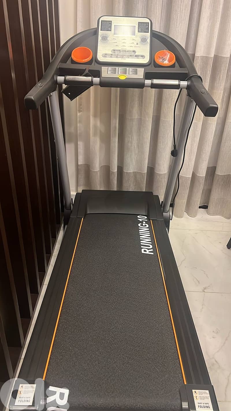 Foldable treadmill 2.0 hp 0