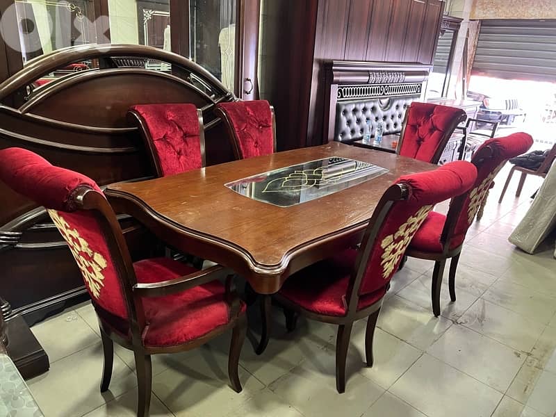 غرفة سفرة خشب زان ملبسة قشرة شبه جديدة 1