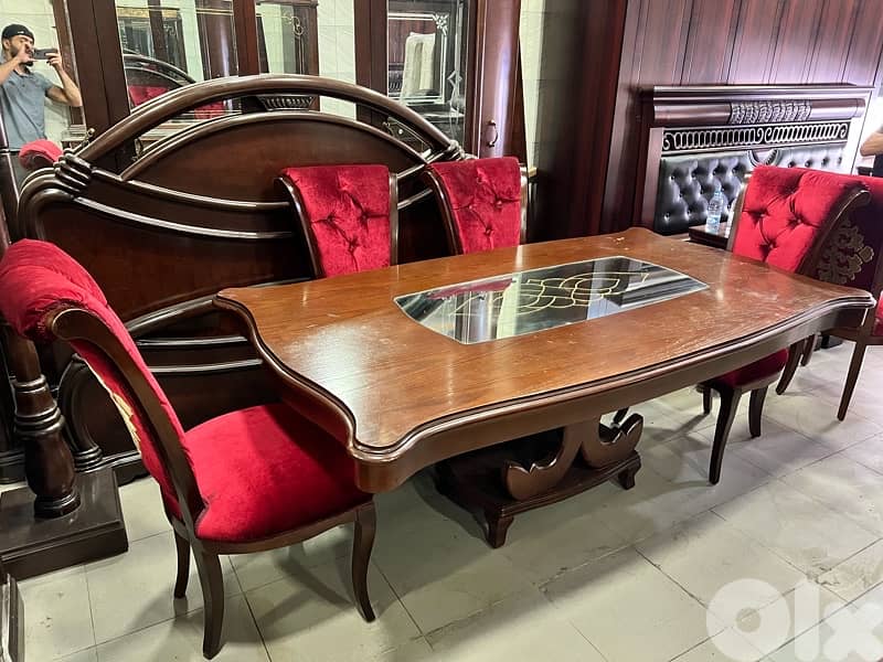 غرفة سفرة خشب زان ملبسة قشرة شبه جديدة 6