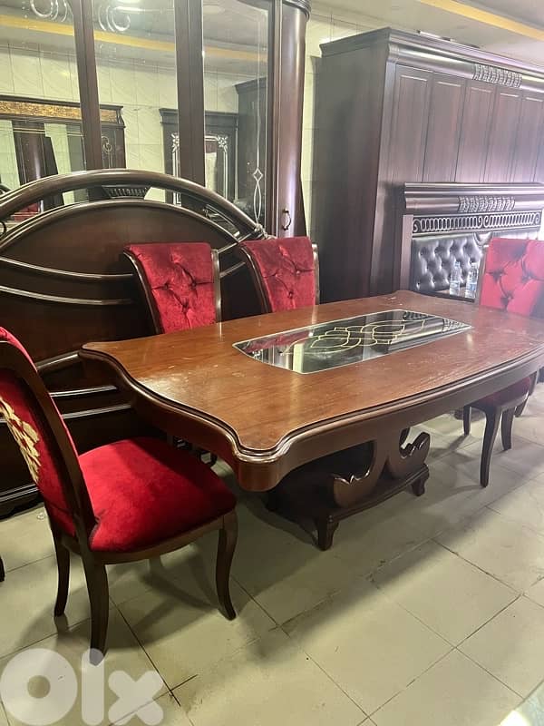 غرفة سفرة خشب زان ملبسة قشرة شبه جديدة 7