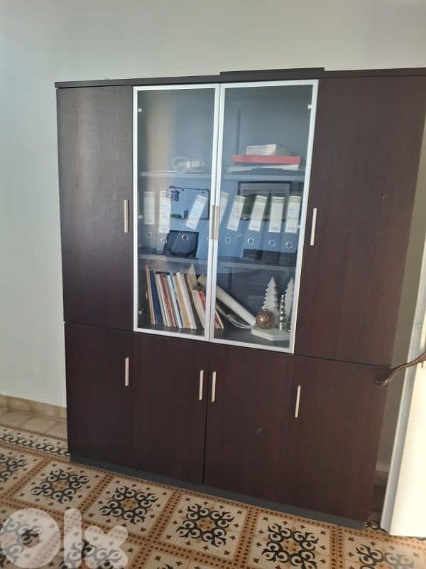 Complete Office Furniture Set – Desks, Chairs & Cabinets 3