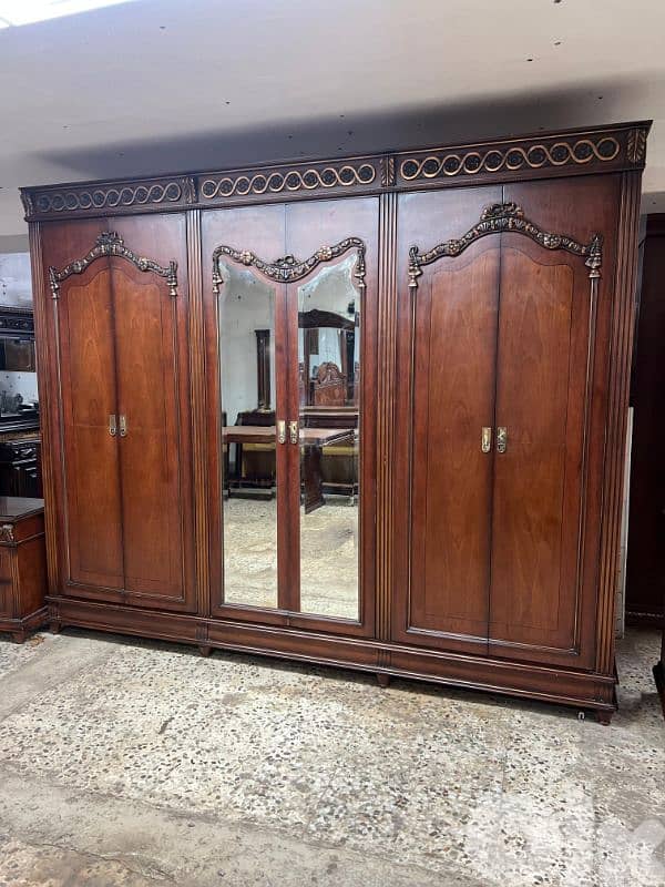 اوضة نوم خشب زان ولاتي كلا ملبسة قشر 4