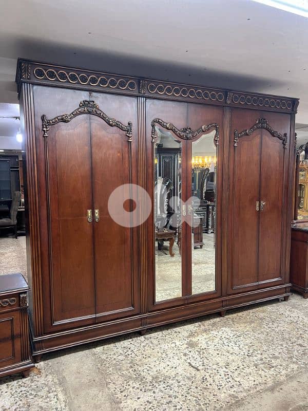 اوضة نوم خشب زان ولاتي كلا ملبسة قشر 7