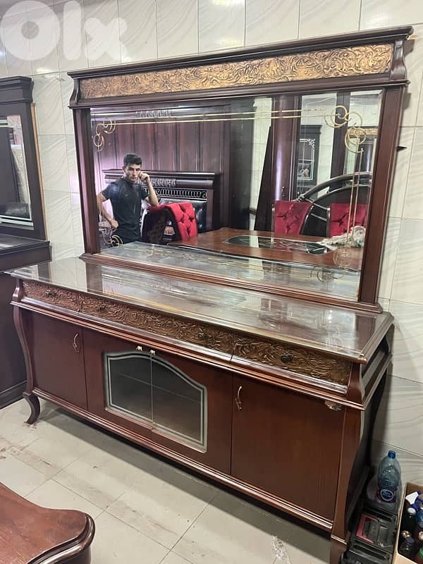 غرفة سفرة خشب زان ملبسة قشرة شبه جديدة 3