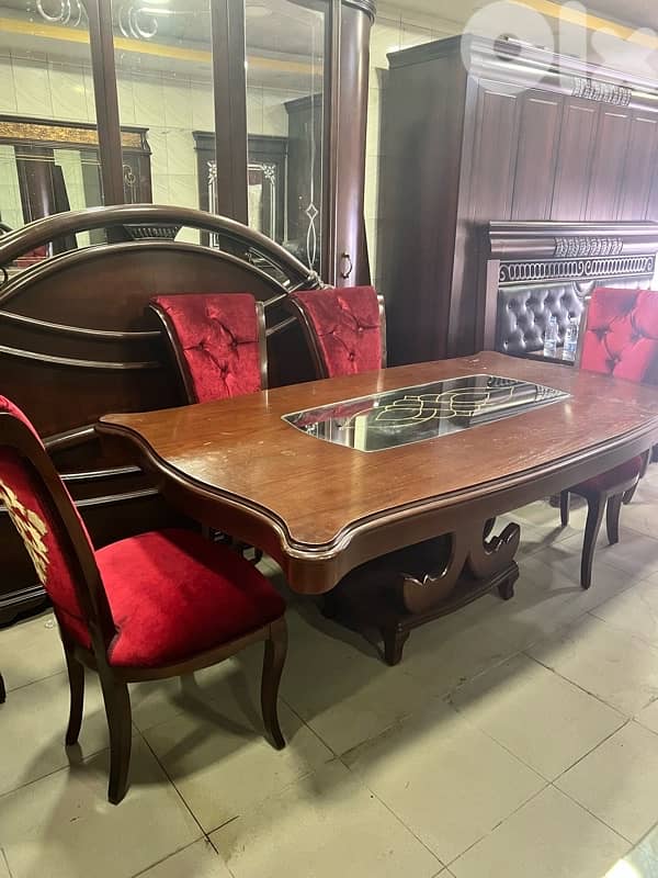 غرفة سفرة خشب زان ملبسة قشرة شبه جديدة 6