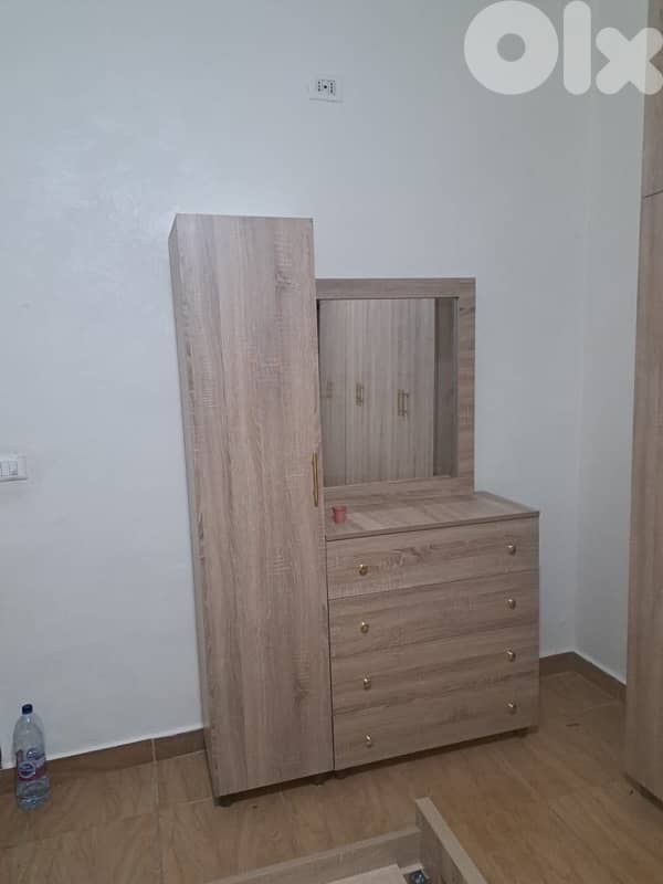 شفنيرة مع مراية جديدة من المعمل بافضل الاسعار 0