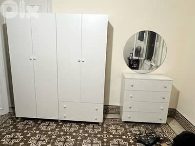 خزانة 4 درف مع شفنيرة ومراية جديدة من المعمل بافضل الاسعار