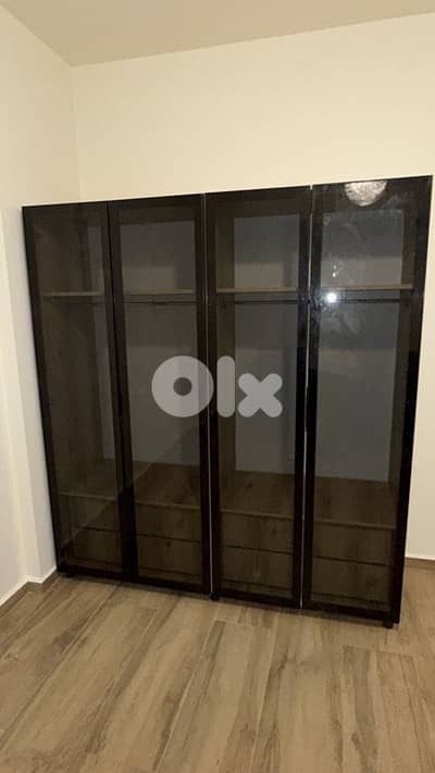 خزانة 4 درف قزاز جديدة من المعمل بافضل الاسعار