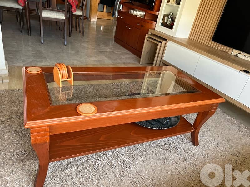 TV UNIT AND TABLE wood not lamaica 3