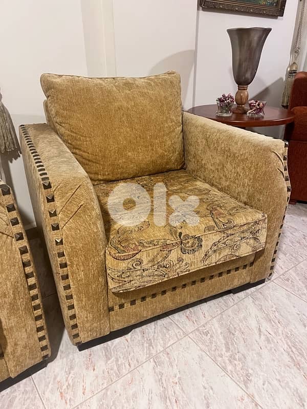 صالون +طاولة نص 1