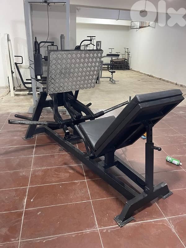 Leg press like new 1