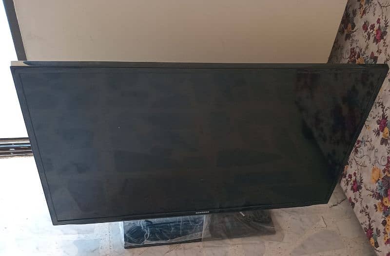 TV Samsung 2