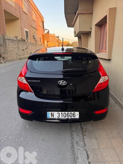 Hyundai Accent 2015