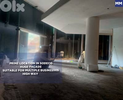 Prime location in Sodeco_Huge façade_multiple businesses REF#MM129259
