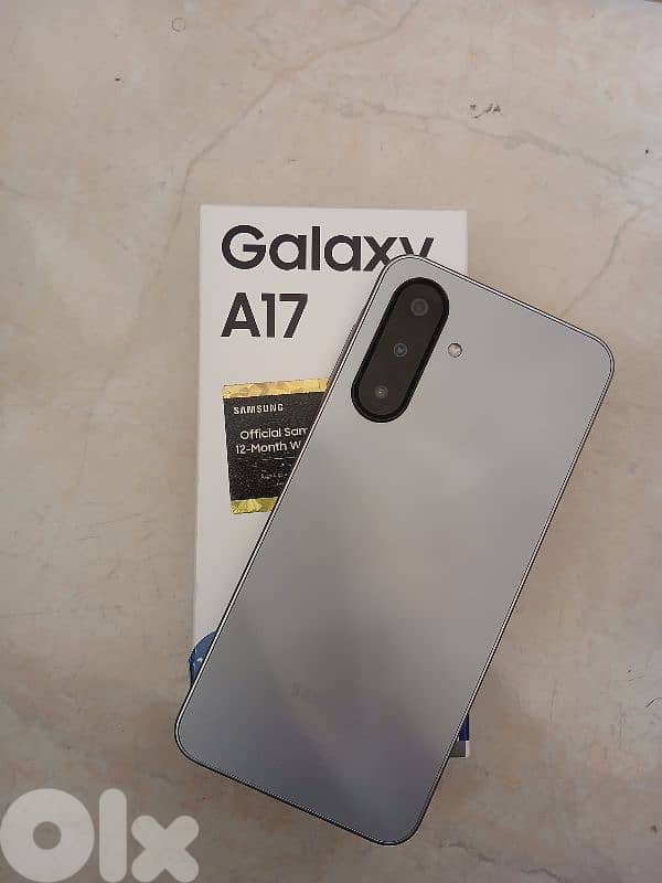 Samsung A17 128 Gb 6 Ram used 2 weeks 0