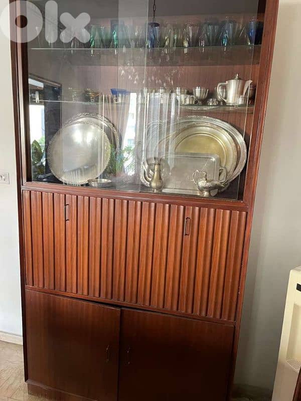 vitrine living room 1