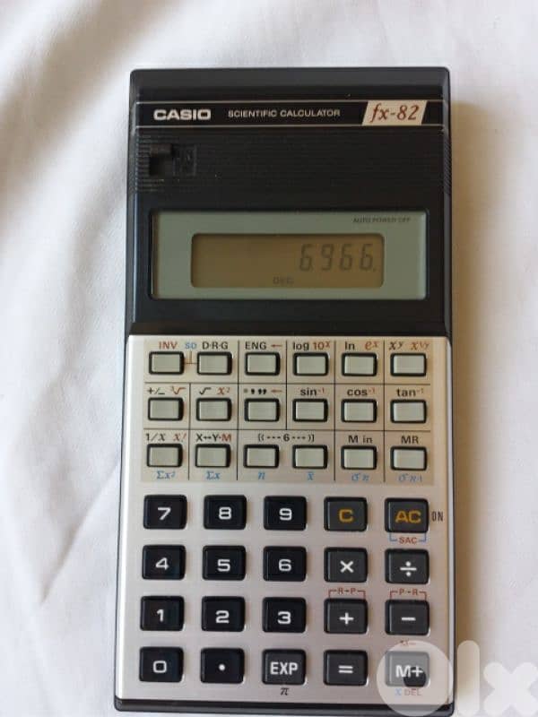 Vintage Casio FX-82 scientific calculator - Not Negotiable 0