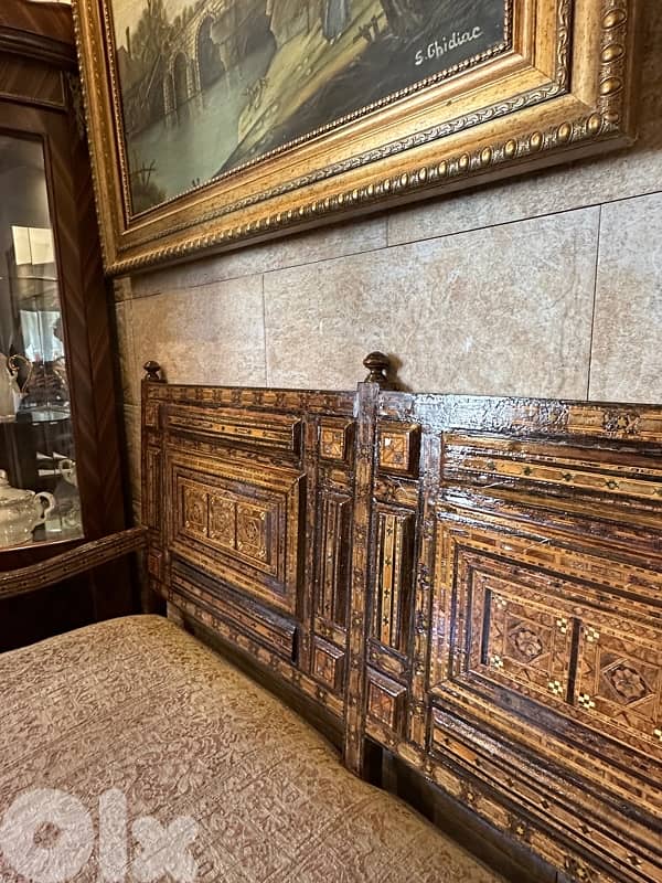 صالون موزاييك انتيك قديم عمرو فوق 100سنه بحالة ممتازة 1