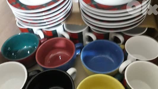 طقم فناجين واكواب جديدة