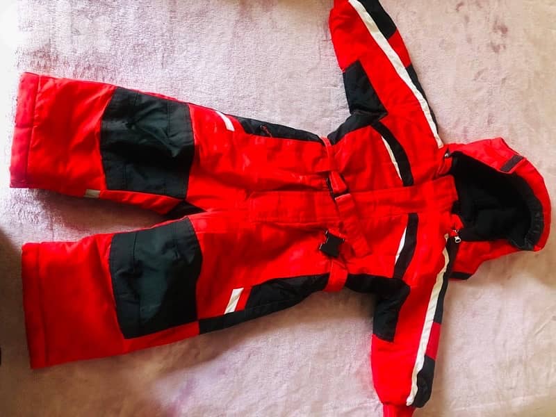 ski uniform 0