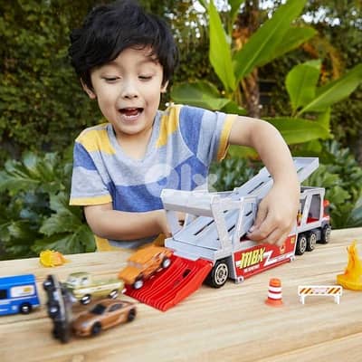 MATCHBOX - Fire Rescue Hauler (Limited Quantity)