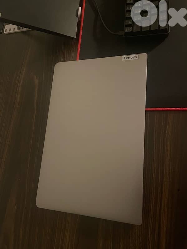 Lenovo Idea pad 3 Slim 0