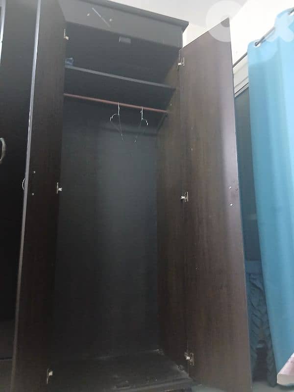 خزانة مستعملة 1