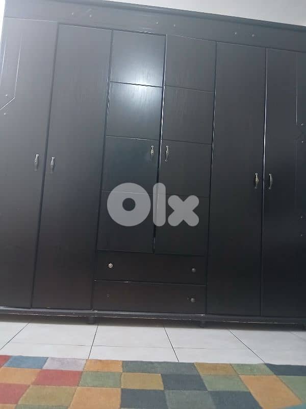 خزانة مستعملة 2