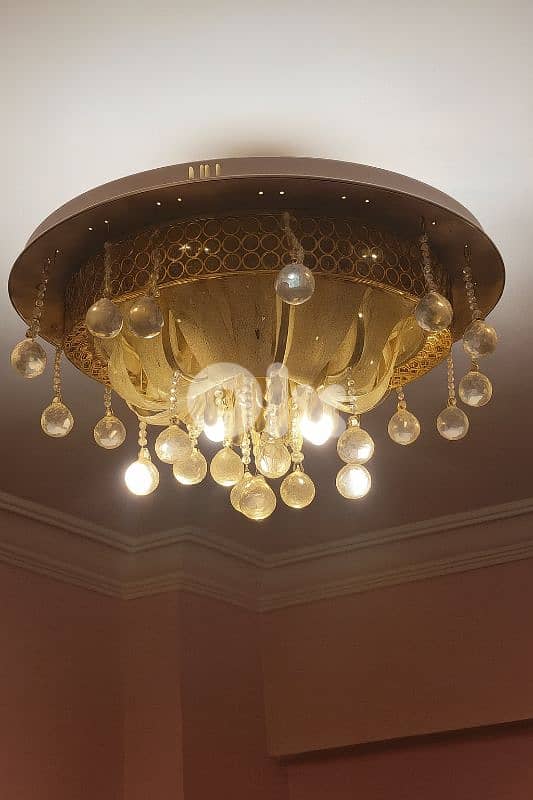 ثريا بحبات الكريستال 0