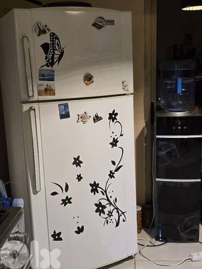 Refrigerator good condition