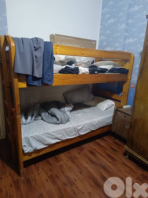 beds and treasury for sell 0